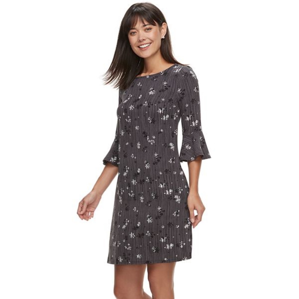 NWOT ELLE Floral Crepe Shift Dress